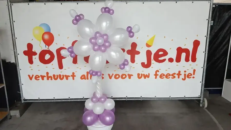 Ballonpilaar met hartjes